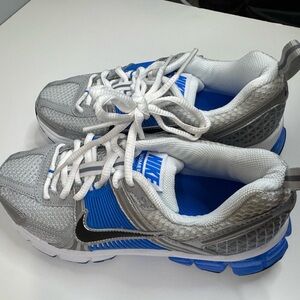 Nike Kids Silver and Blue Sneakers